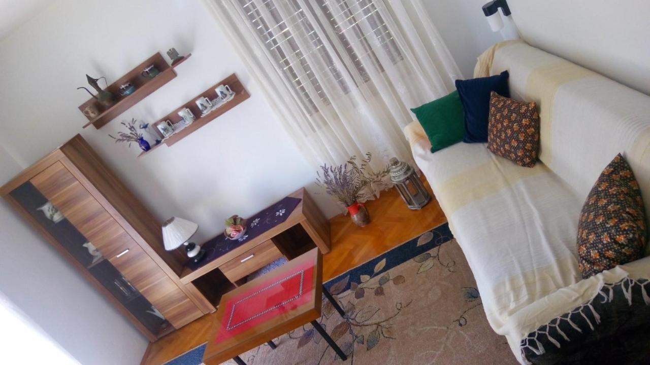 شقة Apartman Mira باشْكا المظهر الخارجي الصورة